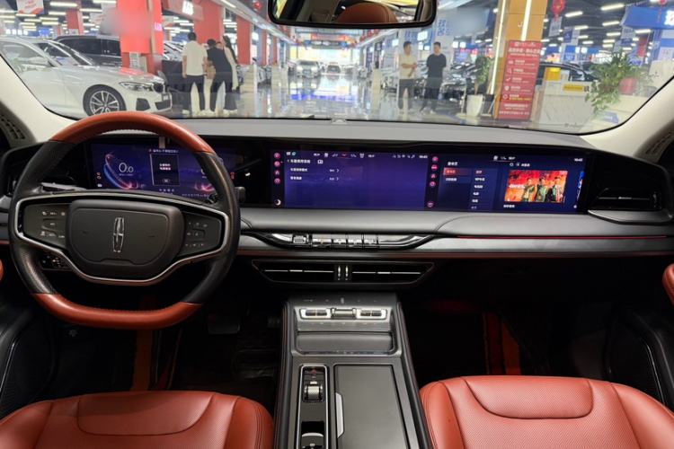 Used Lincoln Z 2022 Facelift iEnjoy Deluxe Edition Interior 9