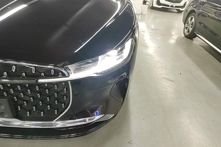 Used Lincoln Z 2022 iXiang Luxury Edition Left Front Headlight