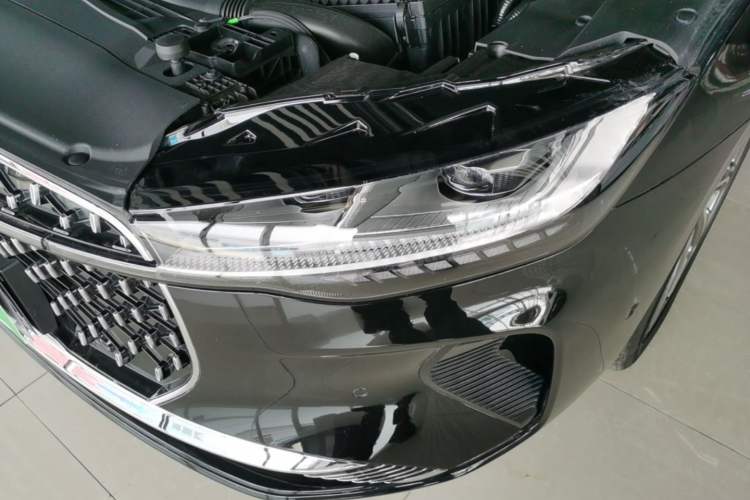 Used Lincoln Z 2022 iXiang Zunyi Edition Left Front Headlight