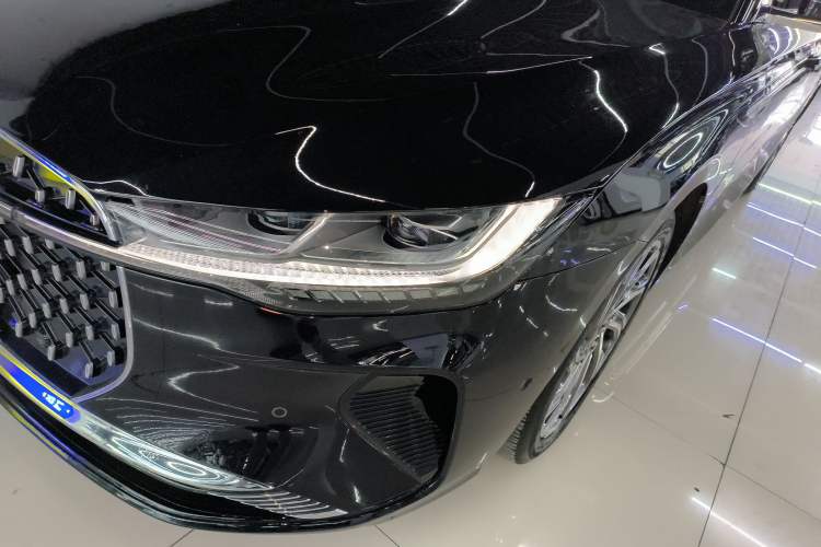 Used Lincoln Z 2022 iXiang Zunyi Edition Left Front Headlight