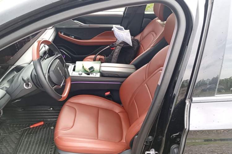 Used Lincoln Z 2022 iXiang Luxury Edition Left Front Seat