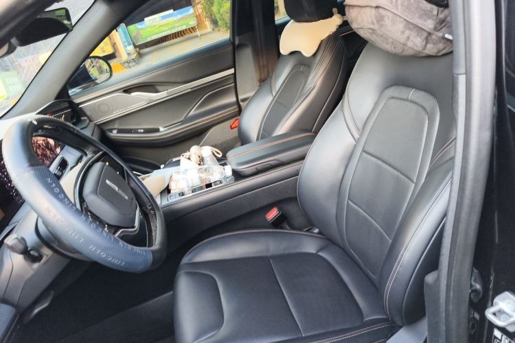 Used Lincoln Z 2022 iKoo Deluxe Edition Left Front Seat