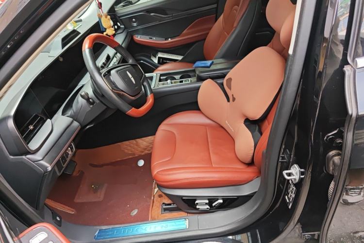 Used Lincoln Z 2022 iEnjoy Luxury Edition Left Front Seat