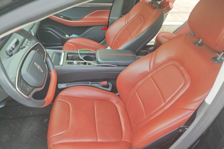 Used Lincoln Z 2022 iXiang Luxury Edition Left Front Seat