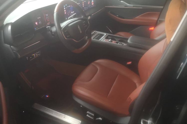 Used Lincoln Z 2022 iXiang Luxury Edition Left Front Seat