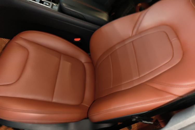 Used Lincoln Z 2022 iXiang Zunyi Edition Left Front Seat