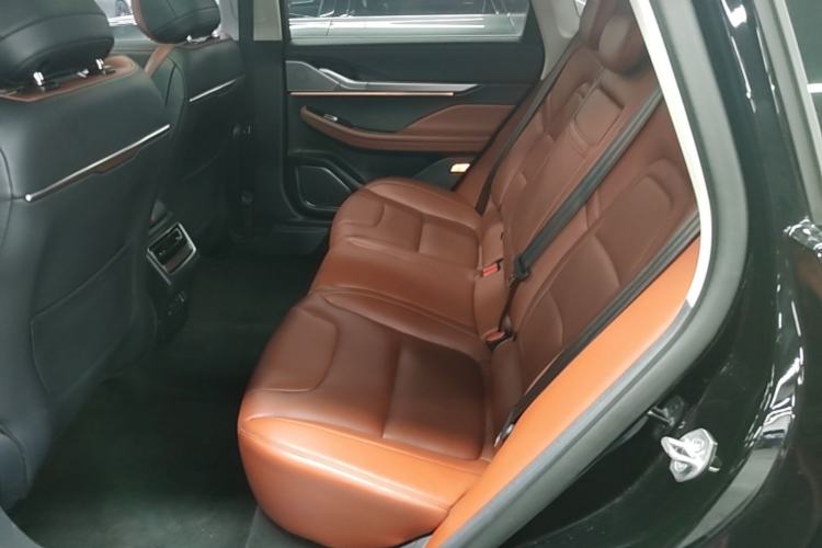 Used Lincoln Z 2022 iXiang Luxury Edition Left Rear Seat