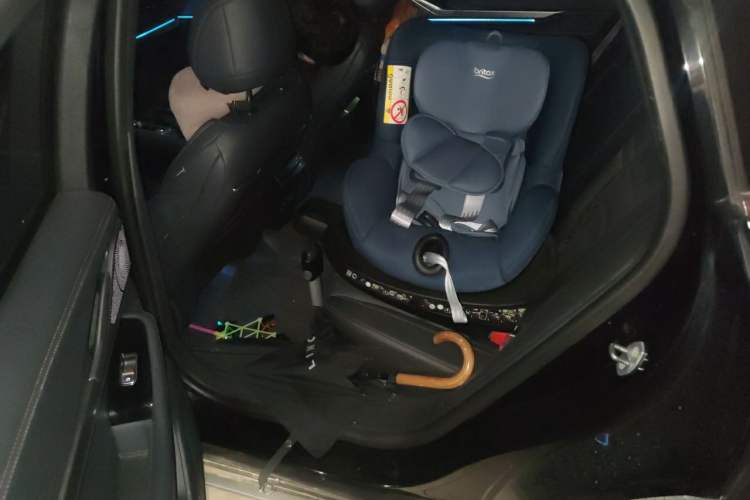Used Lincoln Z 2022 iKoo Deluxe Edition Left Rear Seat