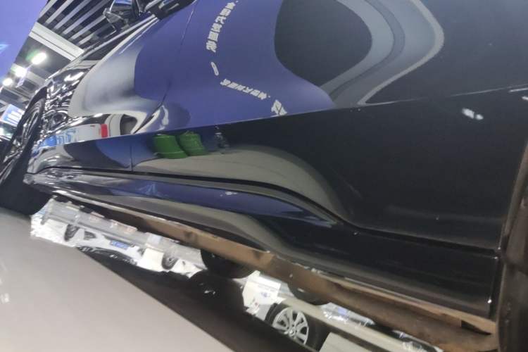 Used Lincoln Z 2022 Facelift iEnjoy Deluxe Edition Left Side Sill
