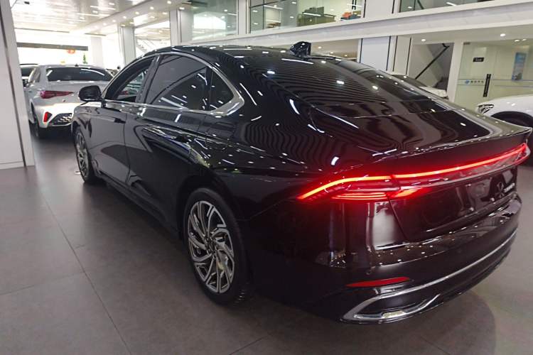Used Lincoln Z 2022 Facelift iEnjoy Luxury Edition Rear Left 45 Deg