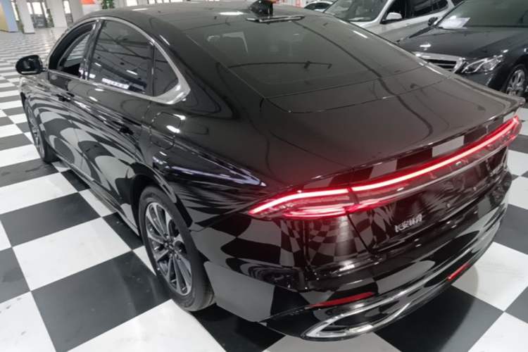 Used Lincoln Z 2022 iXiang Luxury Edition Rear Left 45 Deg