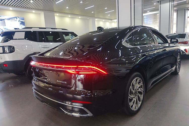 Used Lincoln Z 2022 Facelift iEnjoy Luxury Edition Rear Right 45 Deg