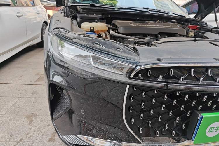Used Lincoln Z 2022 iEnjoy Luxury Edition Right Front Headlight
