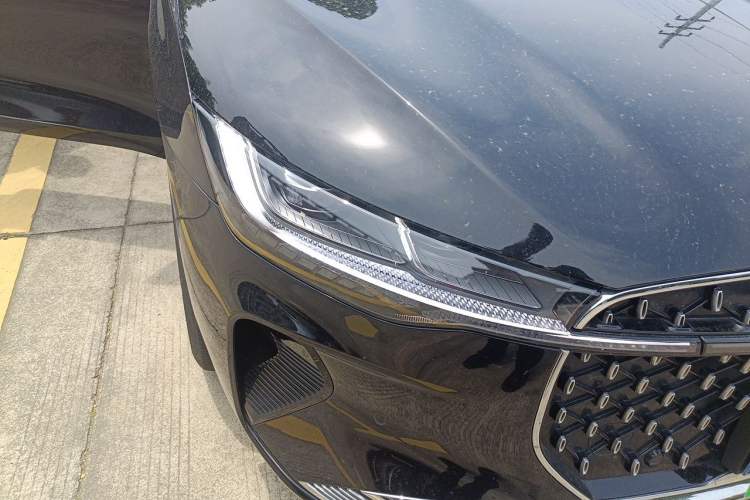 Used Lincoln Z 2022 iXiang Luxury Edition Right Front Headlight