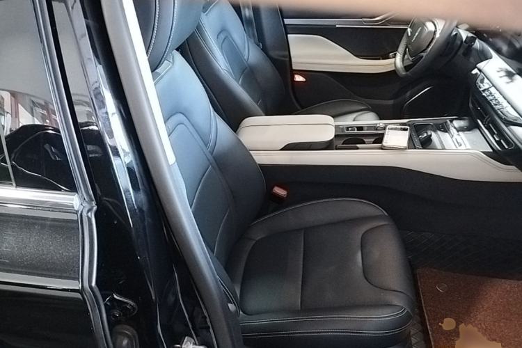 Used Lincoln Z 2022 iKoo Deluxe Edition Right Front Seat