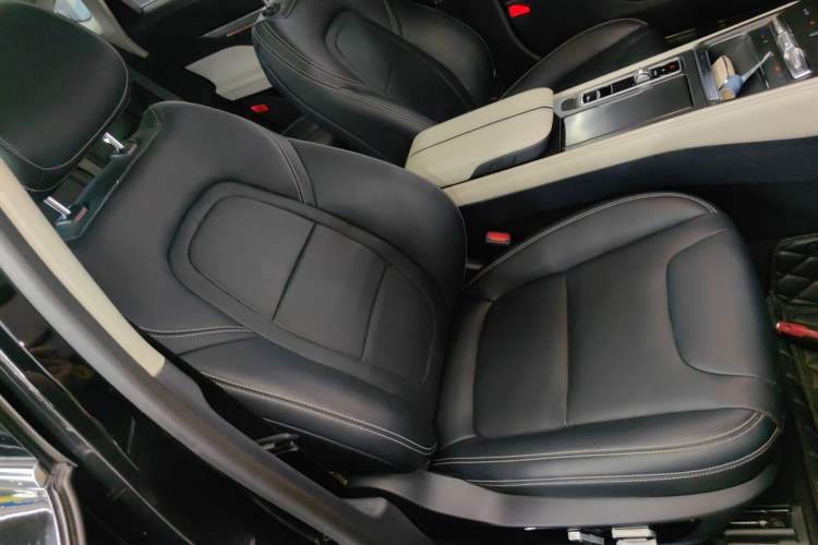 Used Lincoln Z 2022 iKoo Luxury Edition Right Front Seat