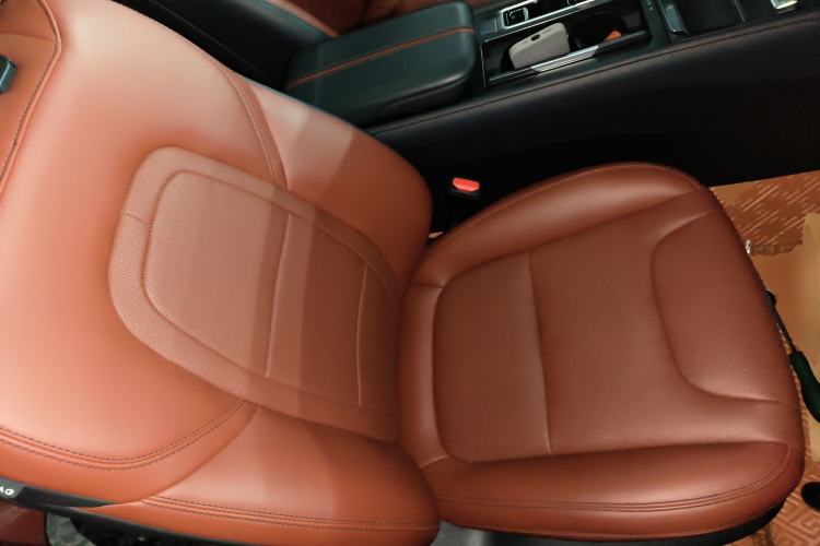 Used Lincoln Z 2022 iXiang Zunyi Edition Right Front Seat