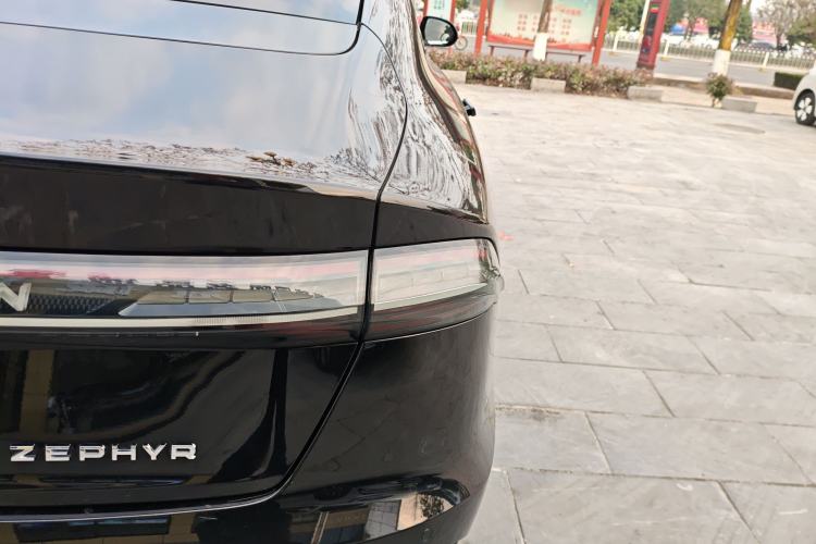 Used Lincoln Z 2022 iEnjoy Luxury Edition Right Rear Taillight