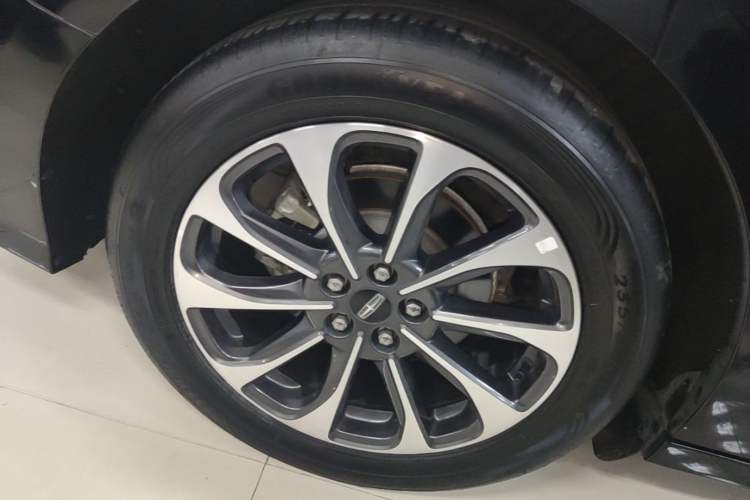 Used Lincoln Z 2022 Facelift iEnjoy Deluxe Edition Right Rear Wheel Hub