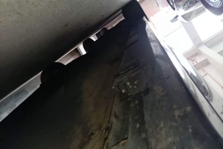 Used Lincoln Z 2022 iXiang Luxury Edition Right Side Sill