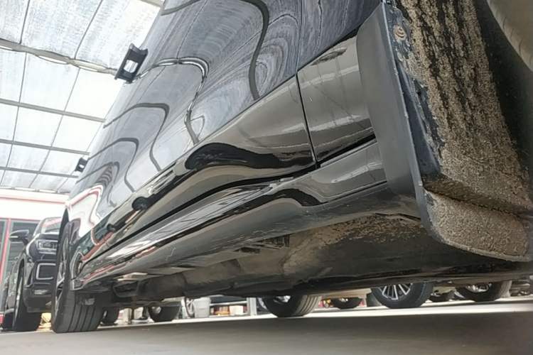 Used Lincoln Z 2022 iKoo Luxury Edition Right Side Sill
