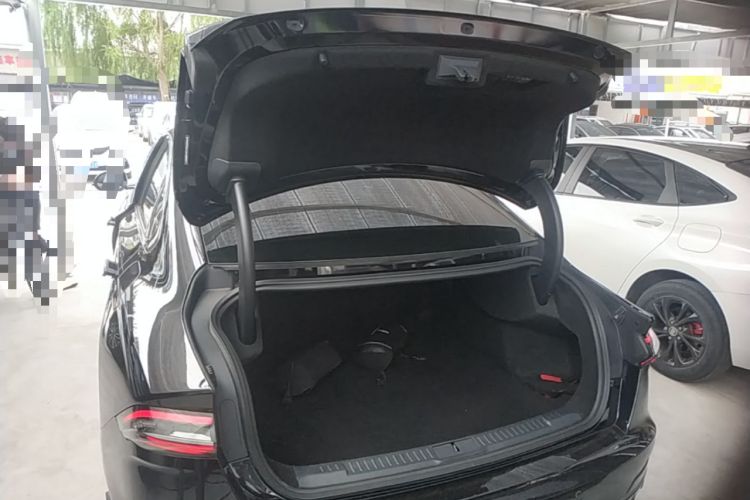 Used Lincoln Z 2022 iKoo Luxury Edition Trunk