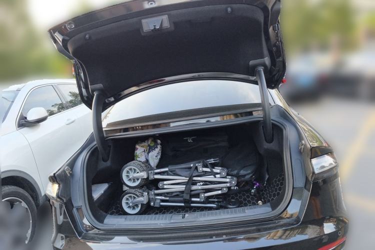 Used Lincoln Z 2022 iKoo Deluxe Edition Trunk