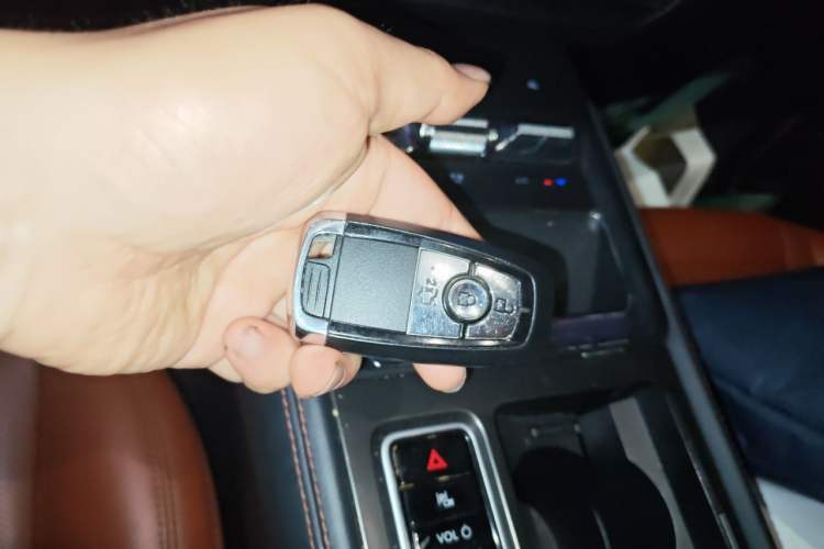 Used Lincoln Z 2022 iCool Luxury Edition Vehicle Key
