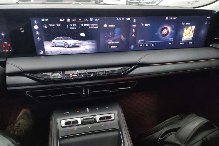 Used Lincoln Z 2022 iXiang Luxury Edition Audio And AC Panel