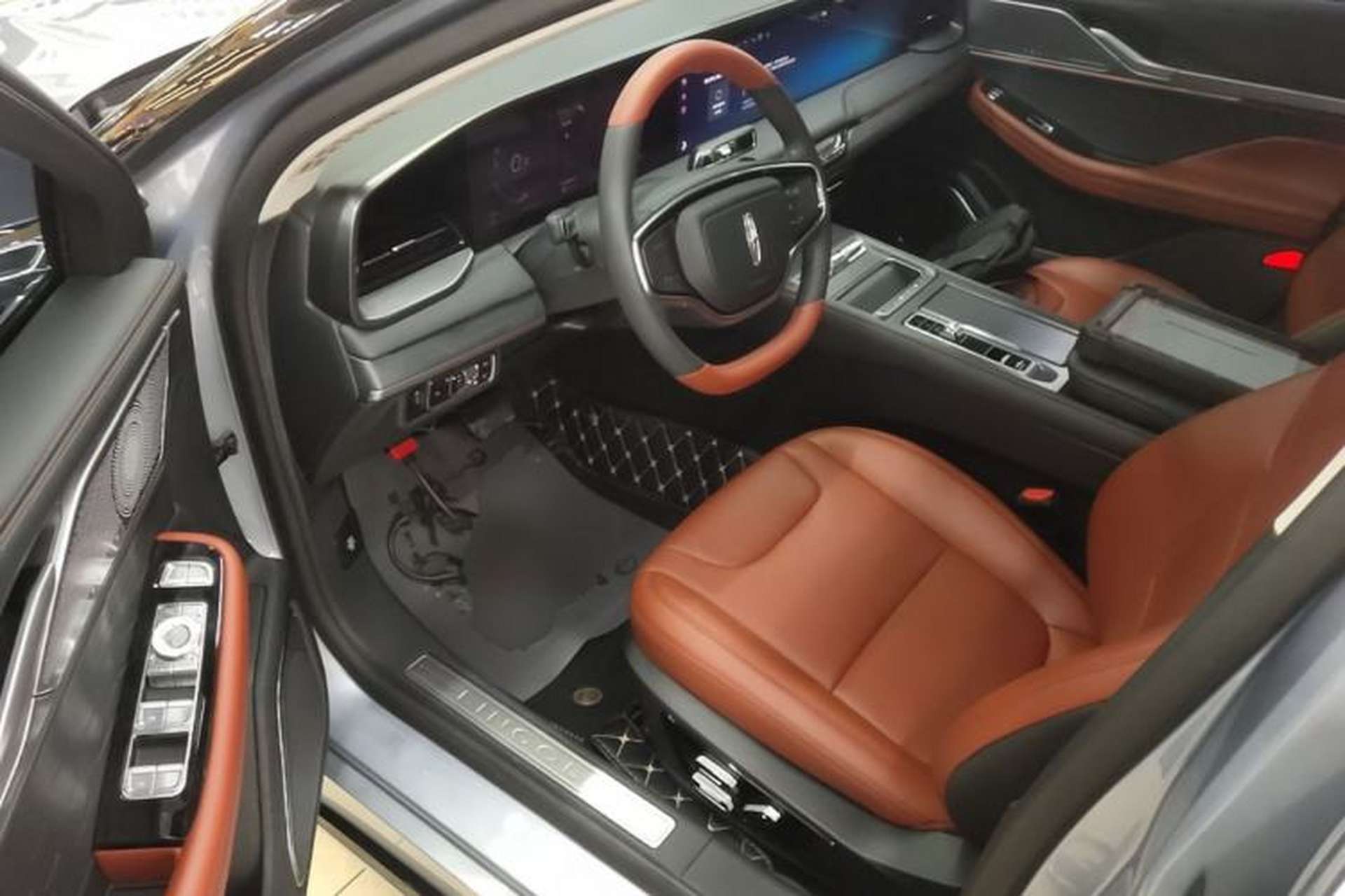 Used Lincoln Z 2022 iXiang Luxury Edition Driver Seat