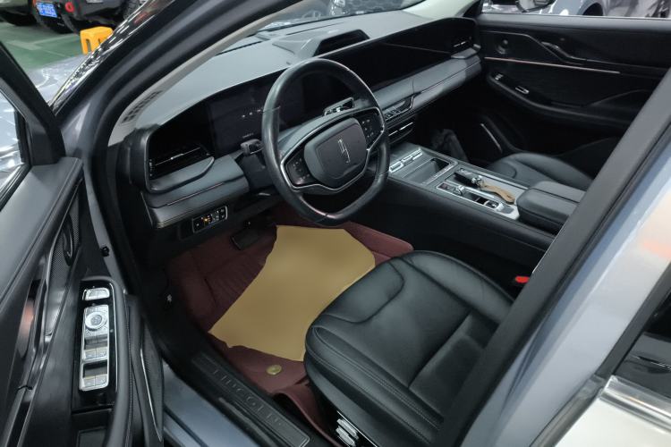 Used Lincoln Z 2022 iEnjoy Luxury Edition Driver Seat