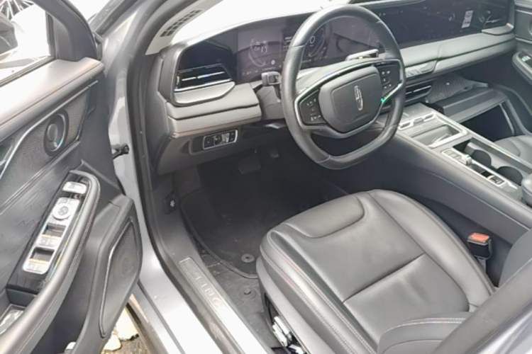 Used Lincoln Z 2022 Facelift iEnjoy Luxury Edition Driver Seat
