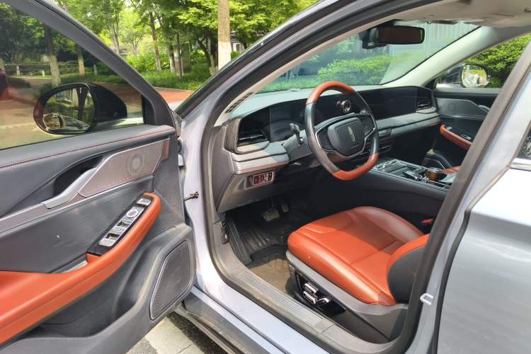 Used Lincoln Z 2022 iXiang Luxury Edition Driver Seat
