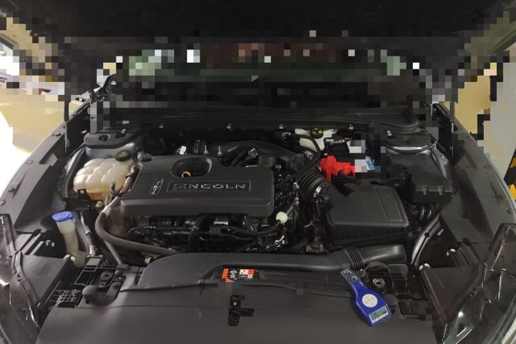 Used Lincoln Z 2022 iXiang Luxury Edition Engine Bay