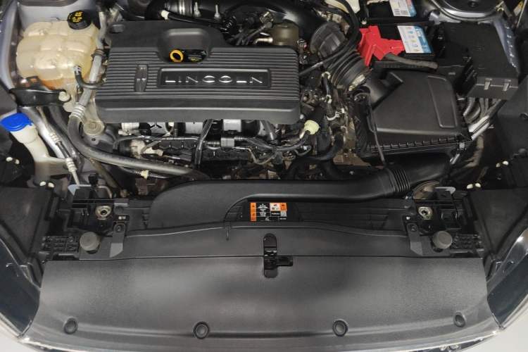 Used Lincoln Z 2022 iXiang Deluxe Edition Engine Bay