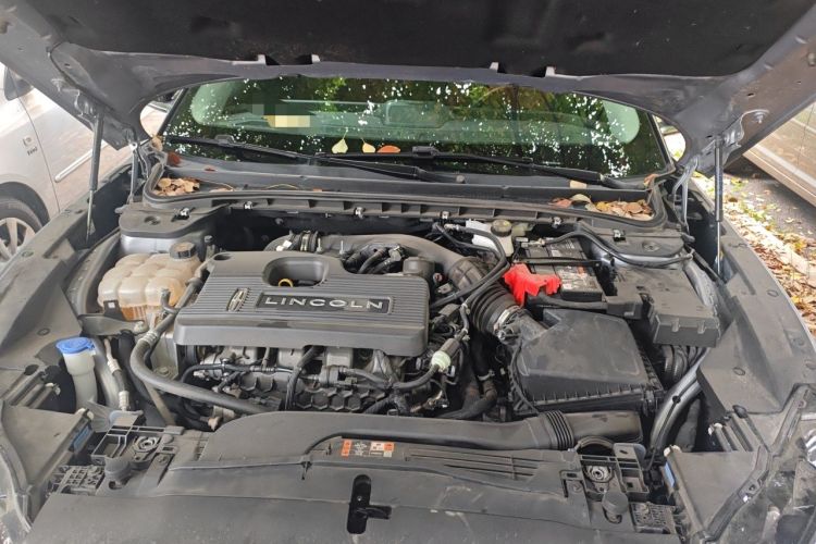 Used Lincoln Z 2022 iXiang Zunyi Edition Engine Bay