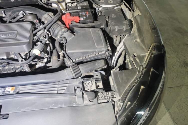Used Lincoln Z 2022 iXiang Luxury Edition Engine Bay Left