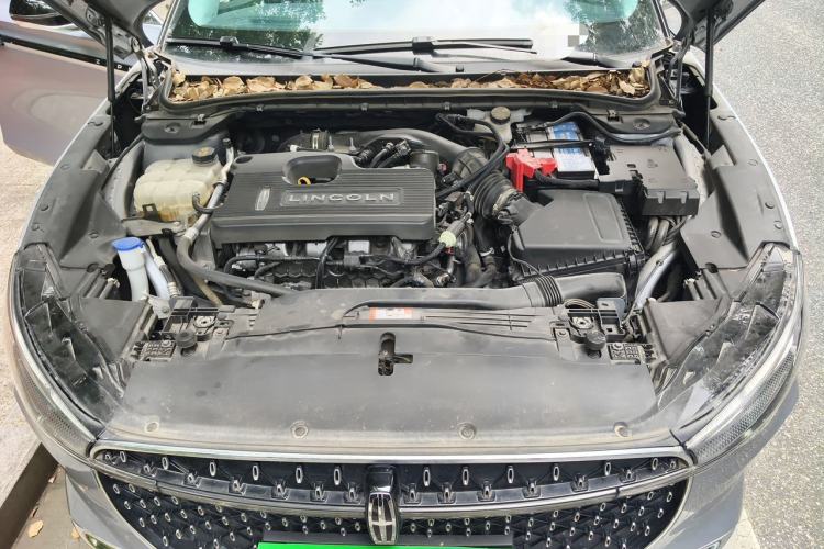 Used Lincoln Z 2022 iXiang Luxury Edition Engine Bay