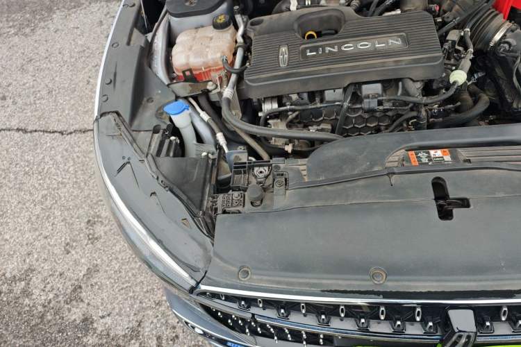 Used Lincoln Z 2022 Facelift iEnjoy Luxury Edition Engine Bay Right