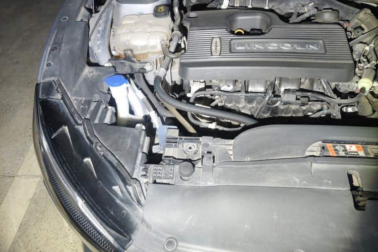 Used Lincoln Z 2022 iXiang Luxury Edition Engine Bay Right