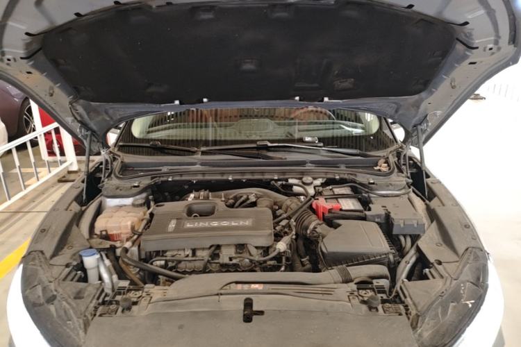 Used Lincoln Z 2022 iEnjoy Prestige Edition Engine Bay