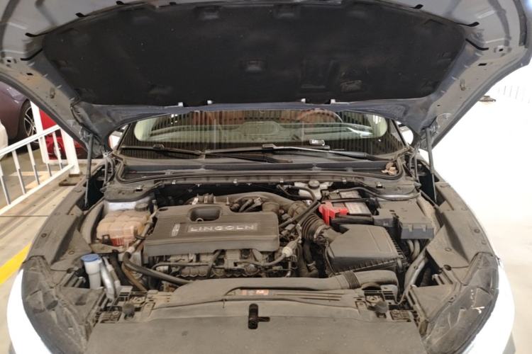 Used Lincoln Z 2022 iEnjoy Prestige Edition Engine Bay