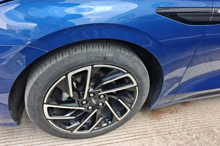 Used Lincoln Z 2022 iCool Luxury Edition Exterior 4