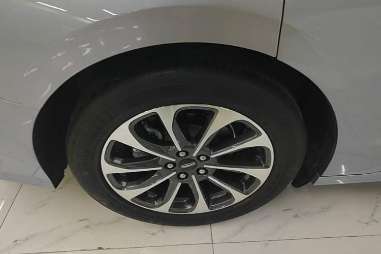 Used Lincoln Z 2022 iXiang Luxury Edition Exterior 5