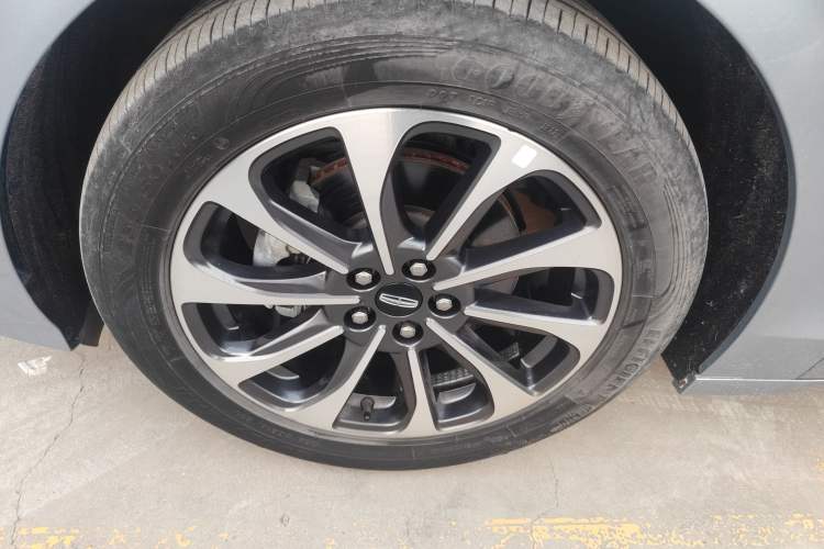 Used Lincoln Z 2022 iXiang Deluxe Edition Exterior 7