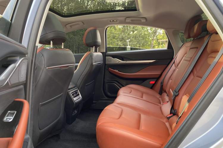 Used Lincoln Z 2022 iXiang Luxury Edition Interior 3