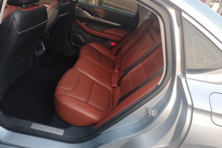 Used Lincoln Z 2022 iXiang Deluxe Edition Interior 4