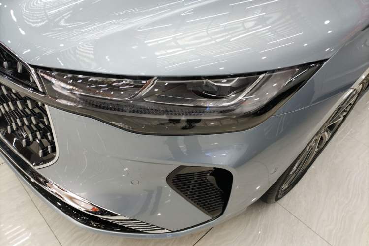 Used Lincoln Z 2022 iXiang Zunyi Edition Left Front Headlight