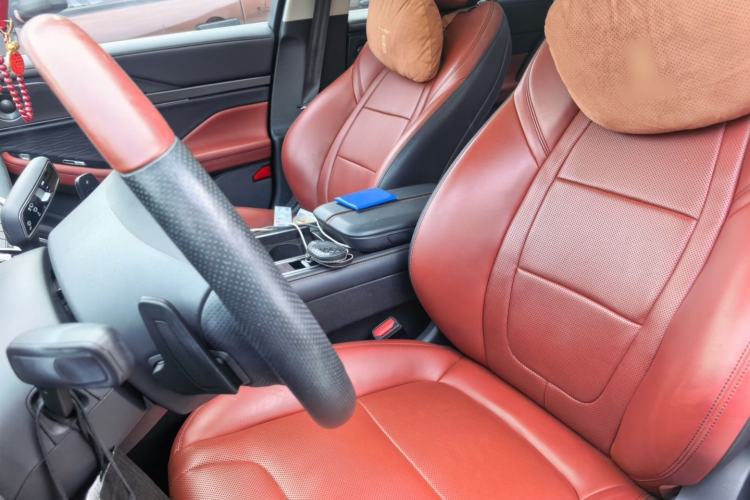 Used Lincoln Z 2022 iCool Luxury Edition Left Front Seat
