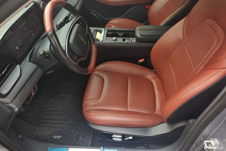 Used Lincoln Z 2022 iXiang Luxury Edition Left Front Seat